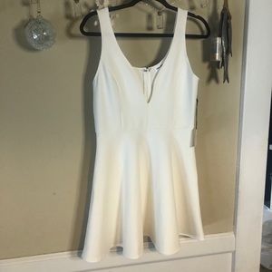 NWT Beautiful off white dress from Revolve